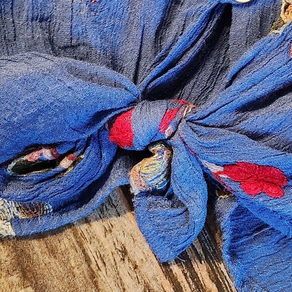 🔺️Anthropologie Fig & Flower Blue Embroider Floral Button Front Top Size 1X - Picture 8 of 11